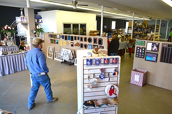 The Trophy House of Ohio County offers services for trophies, plaques, screen printing, embroidery and more.
